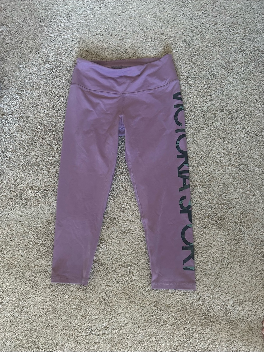 Victoria Sport Mauve purple Athletic capri Leggings
